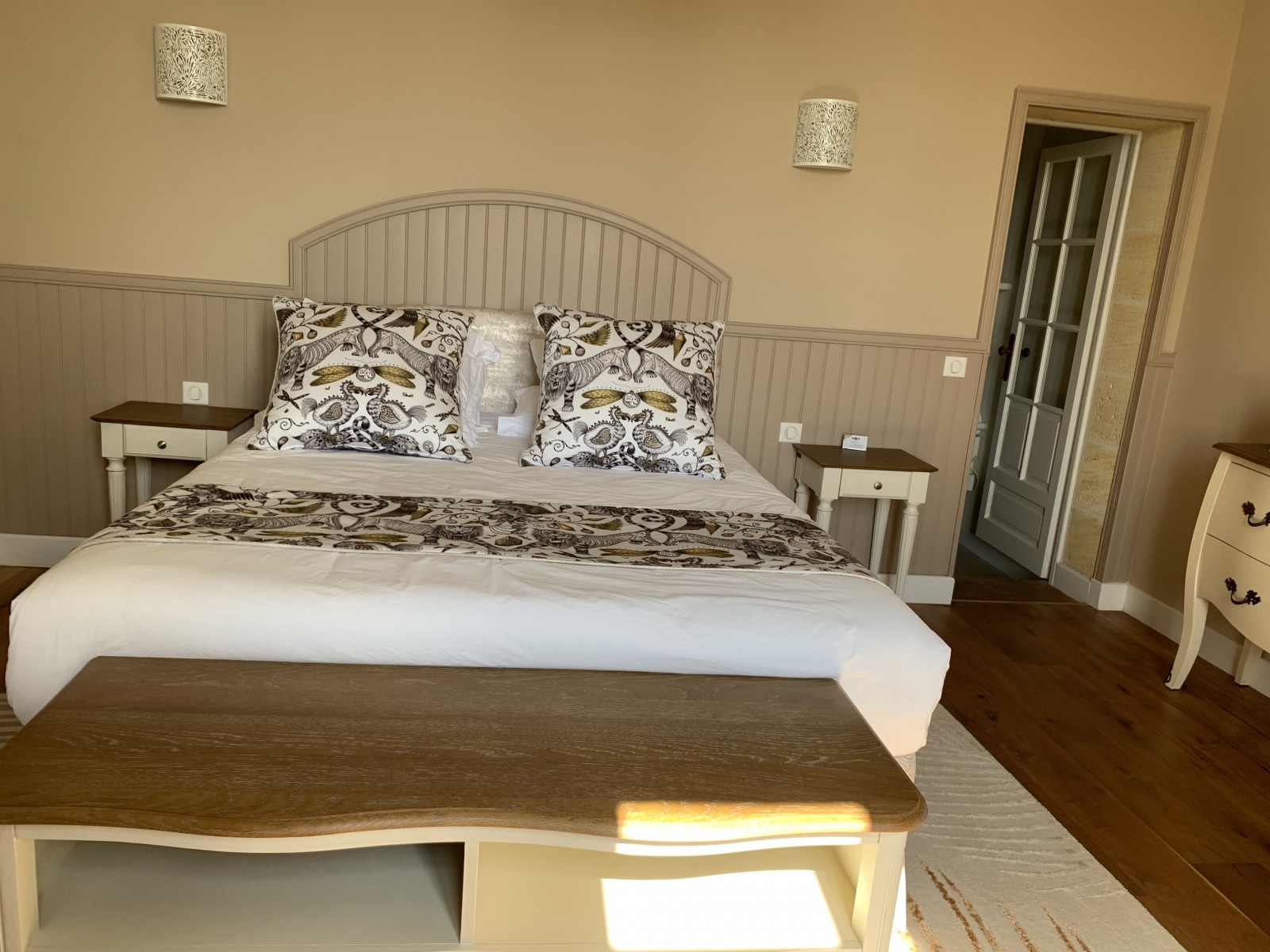 Service de propreté pour maison d’hôtes à Saint-Émilion : interventions régulières