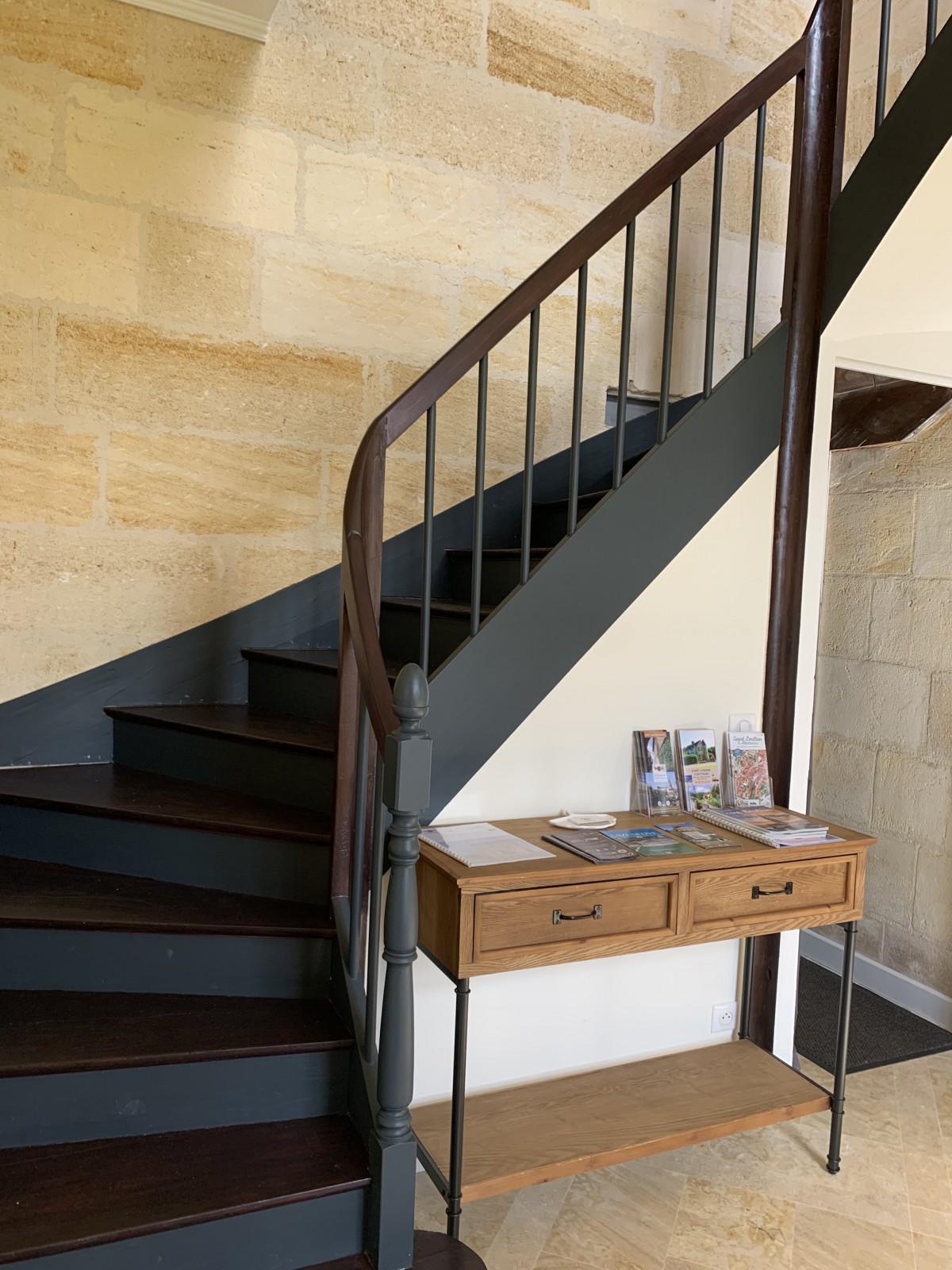 Entretien régulier d’une maison d’hôtes à Saint-Émilion, près de Libourne