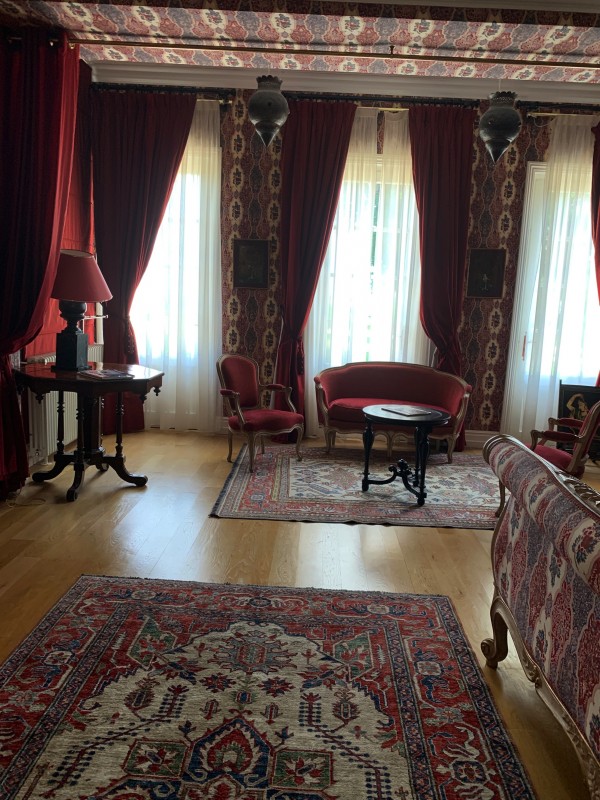 Contrat d'entretien ménage pour un hôtel 5 étoiles dans un château dans le médoc