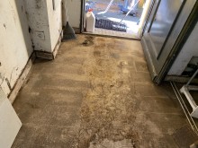 Remise en état après débordement des eaux usées à Floirac